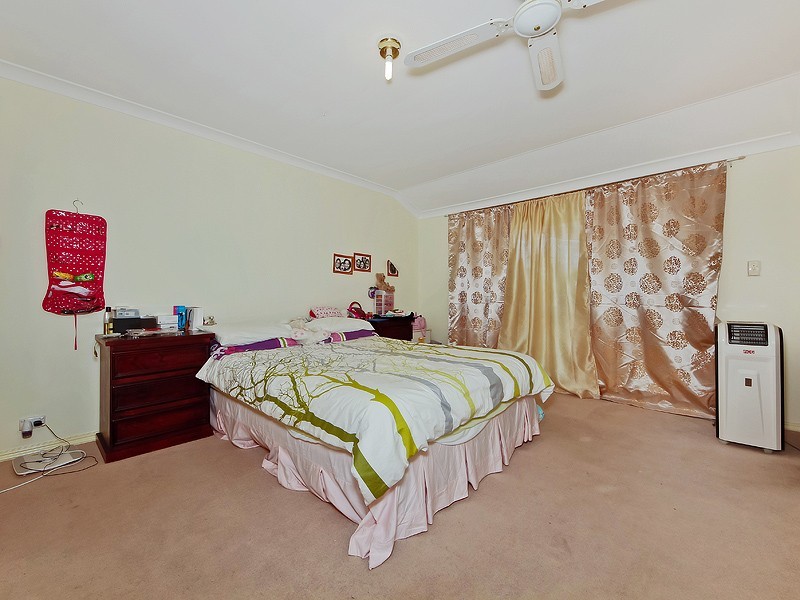 10 Satinash Rtt, Halls Head WA 6210
