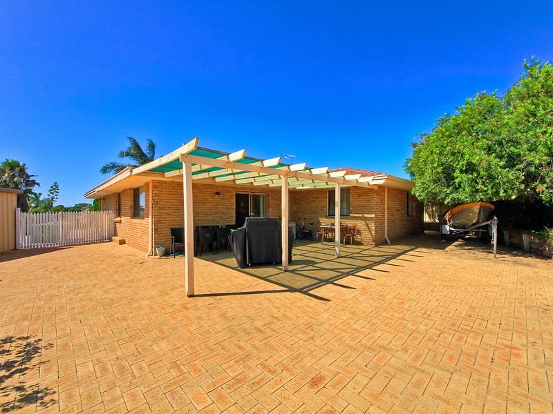 10 Satinash Rtt, Halls Head WA 6210