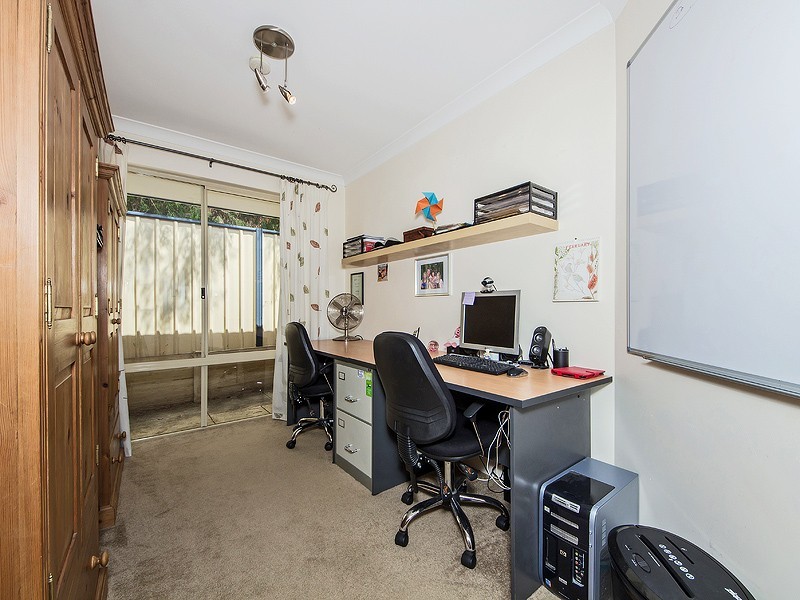 8 Ferguson Street, Wannanup WA 6210