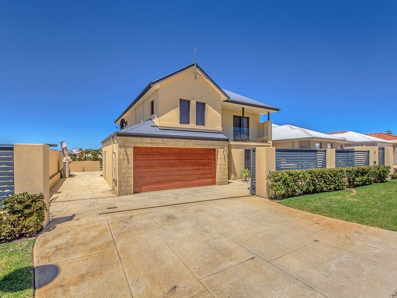 8 Alexis Circle, Wannanup WA 6210