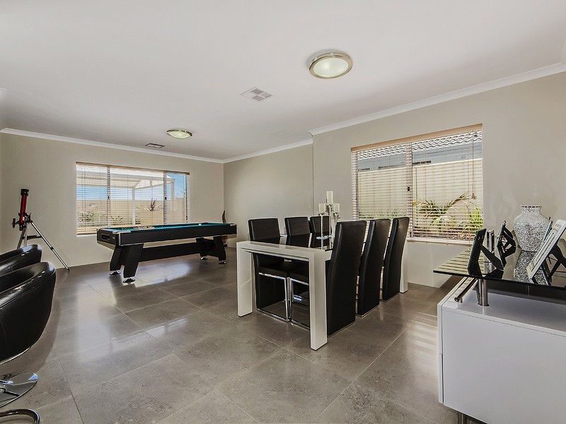 12 Australis Circle, Port Bouvard, Wannanup WA 6210