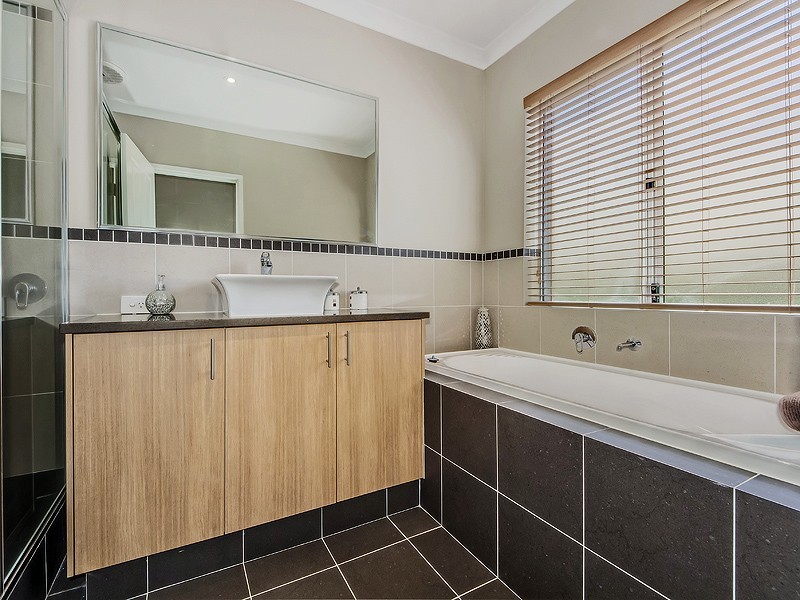 12 Australis Circle, Port Bouvard, Wannanup WA 6210