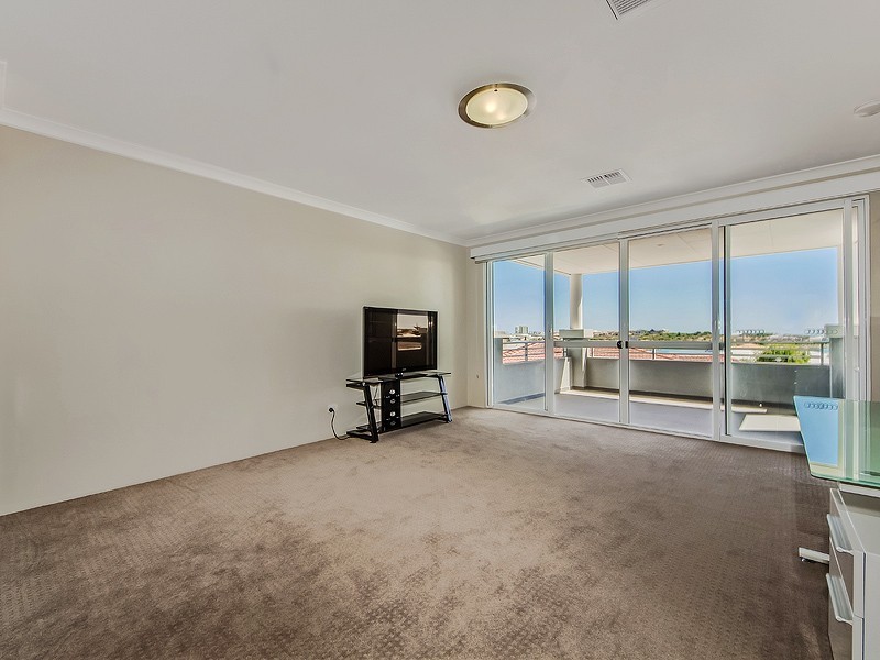 12 Australis Circle, Port Bouvard, Wannanup WA 6210