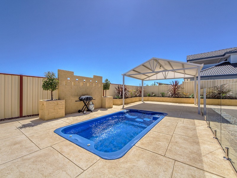 12 Australis Circle, Port Bouvard, Wannanup WA 6210