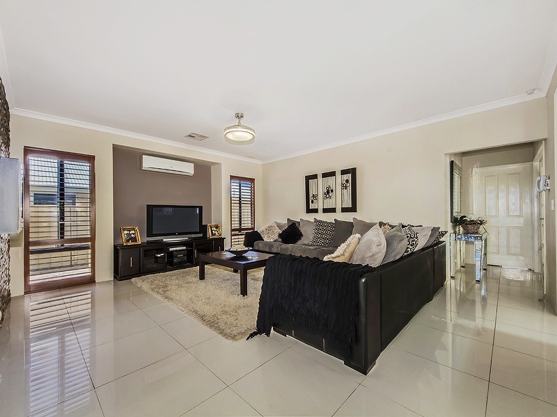 17 Australis Circle, Port Bouvard, Wannanup WA 6210