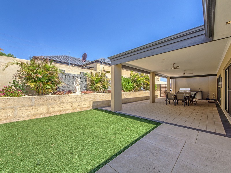 17 Australis Circle, Port Bouvard, Wannanup WA 6210