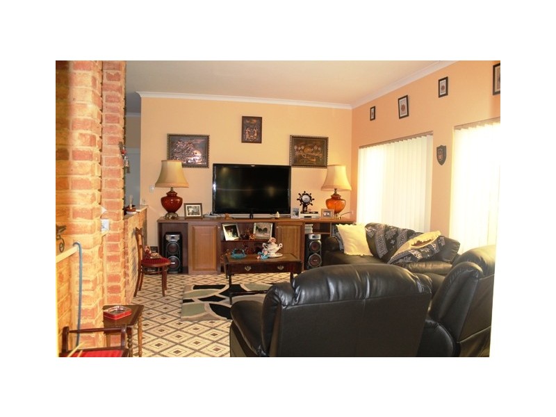 47 CAMBRIDGE DRIVE, Greenfields WA 6210