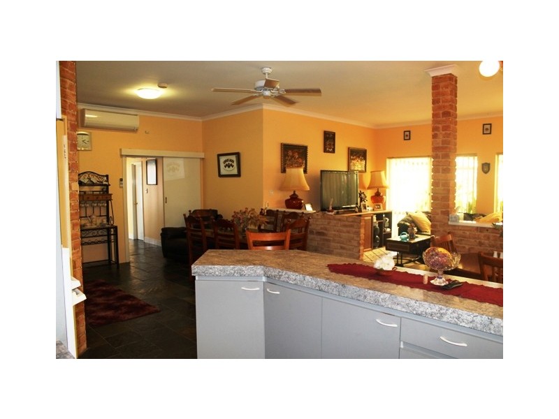 47 CAMBRIDGE DRIVE, Greenfields WA 6210