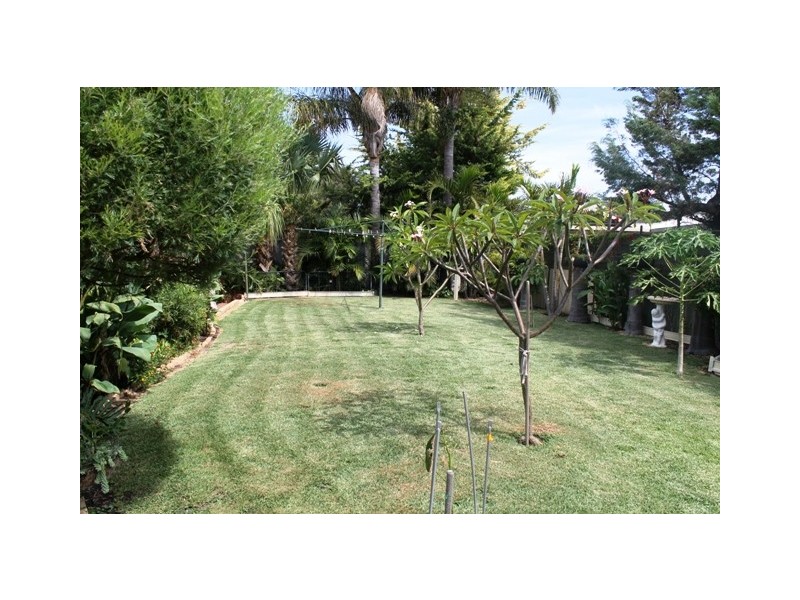 47 CAMBRIDGE DRIVE, Greenfields WA 6210