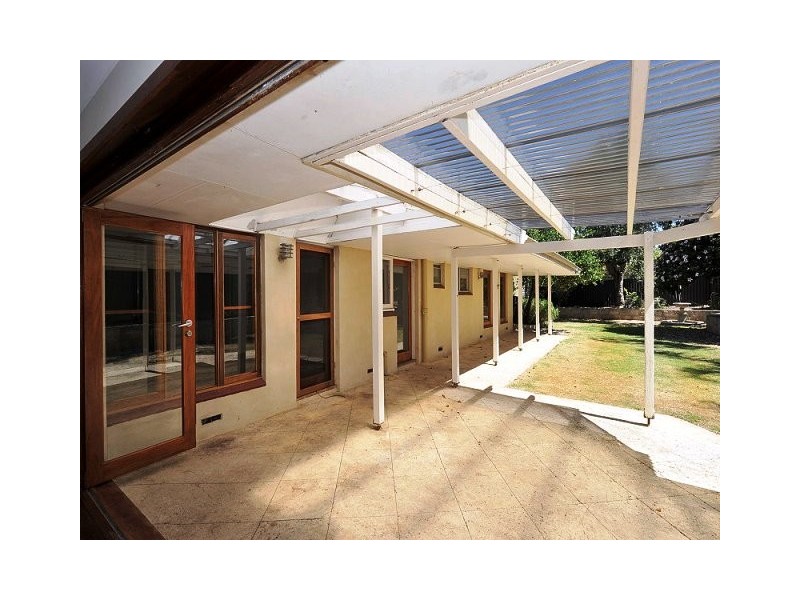 22 MUIR STREET, Halls Head WA 6210