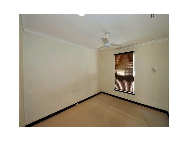 22 MUIR STREET, Halls Head WA 6210