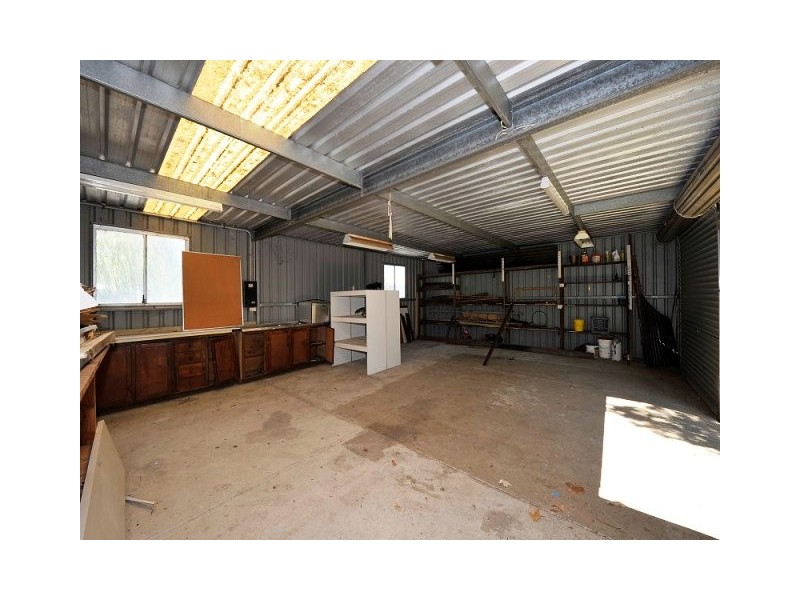 22 MUIR STREET, Halls Head WA 6210