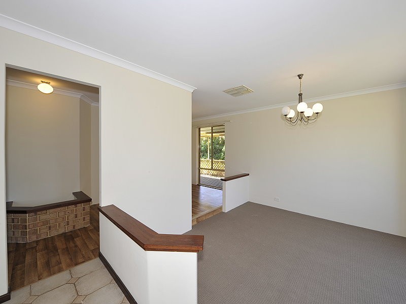 6 SALWEEN PLACE, Greenfields WA 6210