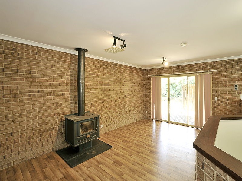 6 SALWEEN PLACE, Greenfields WA 6210