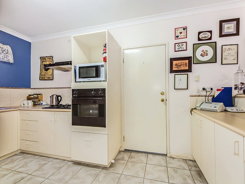 131 Murdoch Drive, Greenfields WA 6210