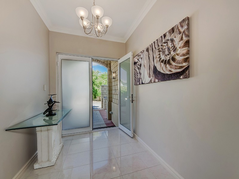 3 Frederick Way, PORT BOUVARD, Wannanup WA 6210