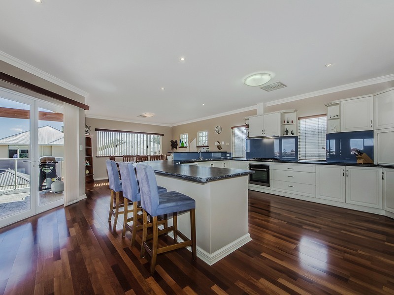 3 Frederick Way, PORT BOUVARD, Wannanup WA 6210