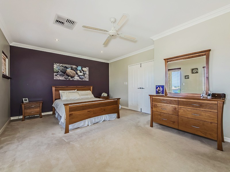 3 Frederick Way, PORT BOUVARD, Wannanup WA 6210