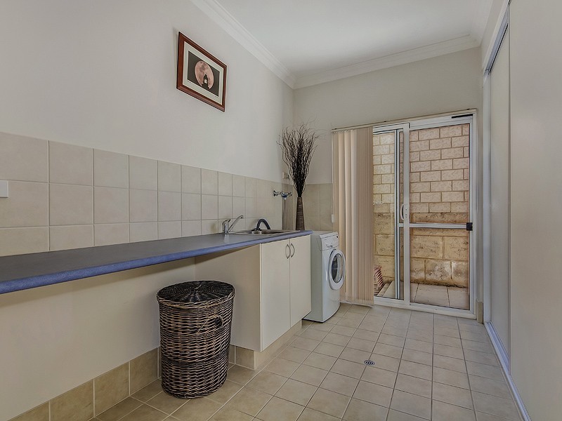 3 Frederick Way, PORT BOUVARD, Wannanup WA 6210