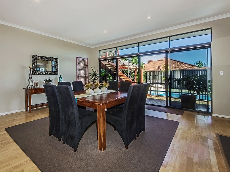 6 Frigate Way, PORT BOUVARD, Wannanup WA 6210