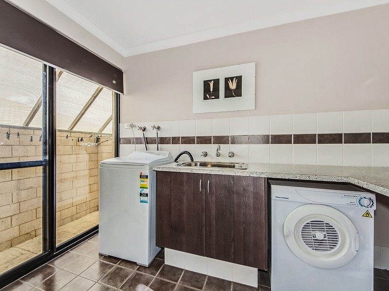 6 Frigate Way, PORT BOUVARD, Wannanup WA 6210