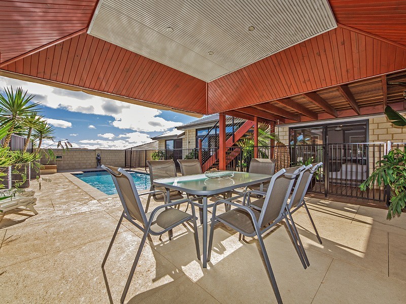 6 Frigate Way, PORT BOUVARD, Wannanup WA 6210