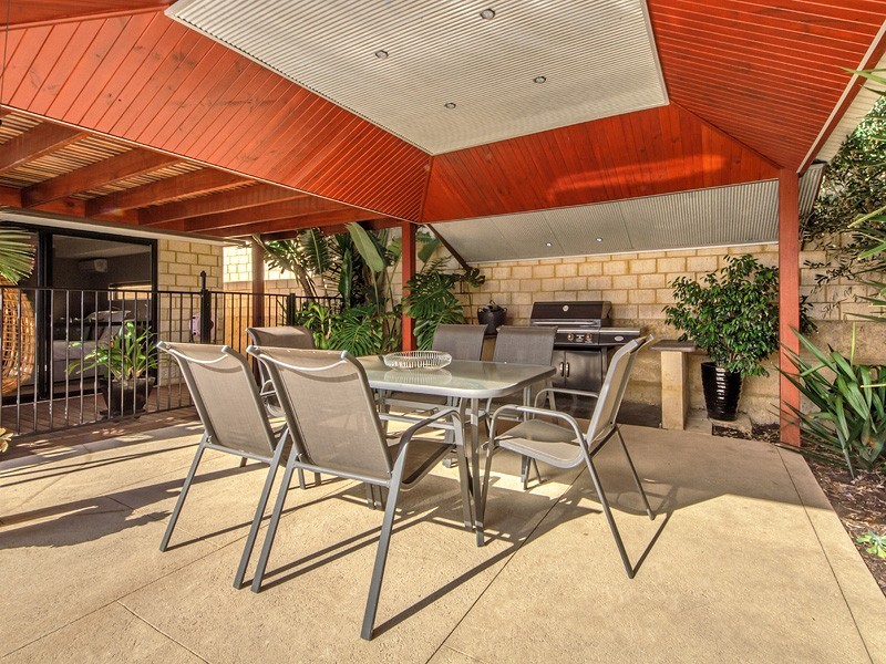 6 Frigate Way, PORT BOUVARD, Wannanup WA 6210