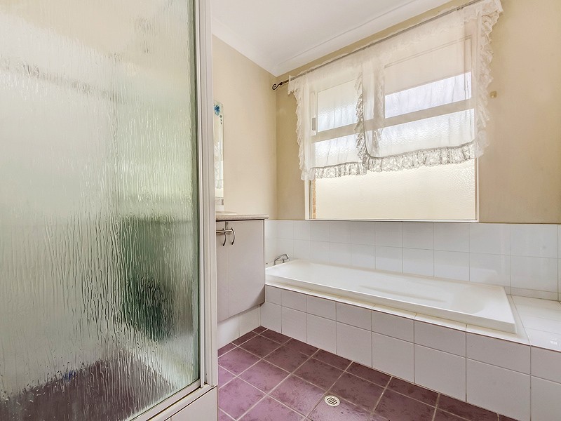 3 Nuchea Vista, Lakelands WA 6180