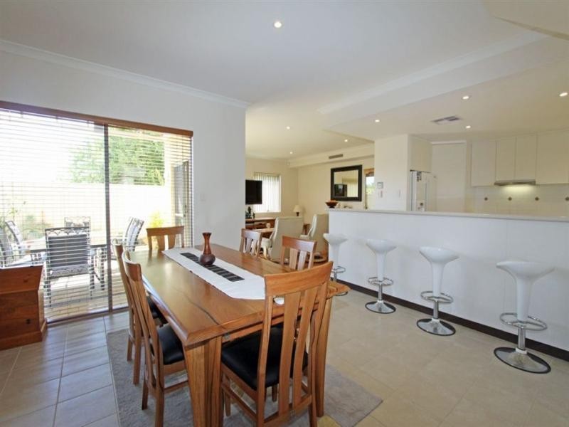 35 Forrest Street, Mandurah WA 6210