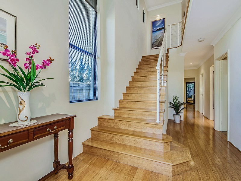 10 Sirrocco Drive, Erskine WA 6210