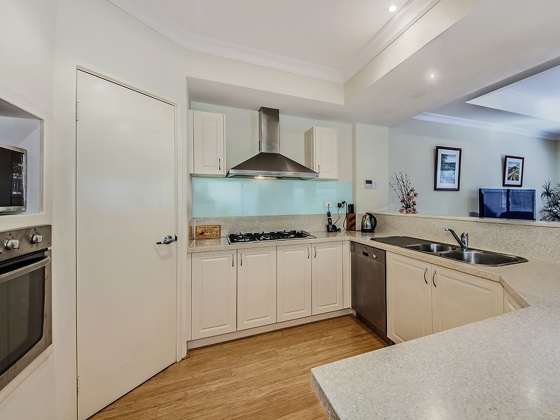 10 Sirrocco Drive, Erskine WA 6210