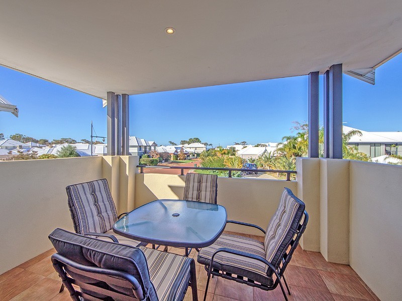 10 Sirrocco Drive, Erskine WA 6210