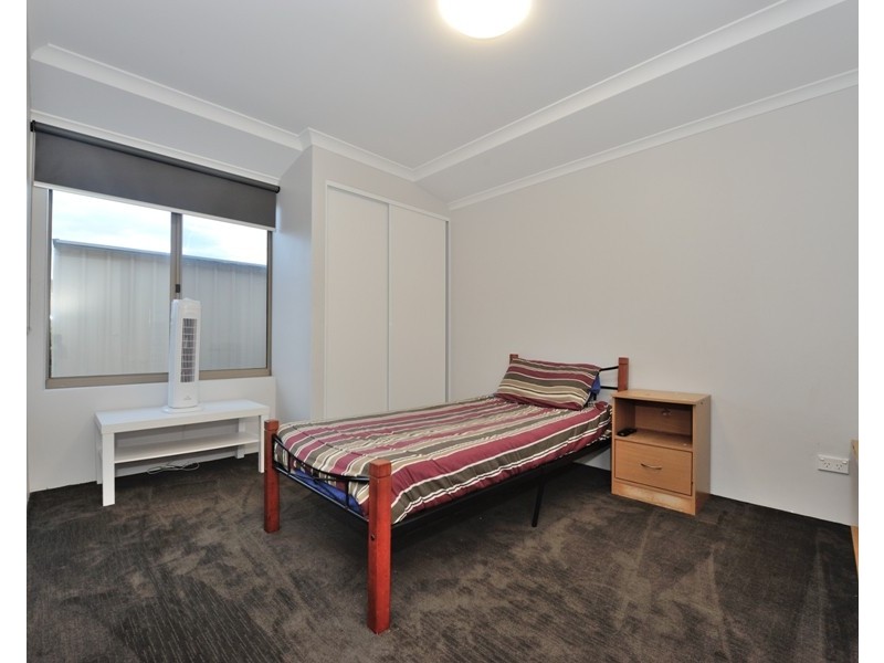 7 Varia Way, Halls Head WA 6210