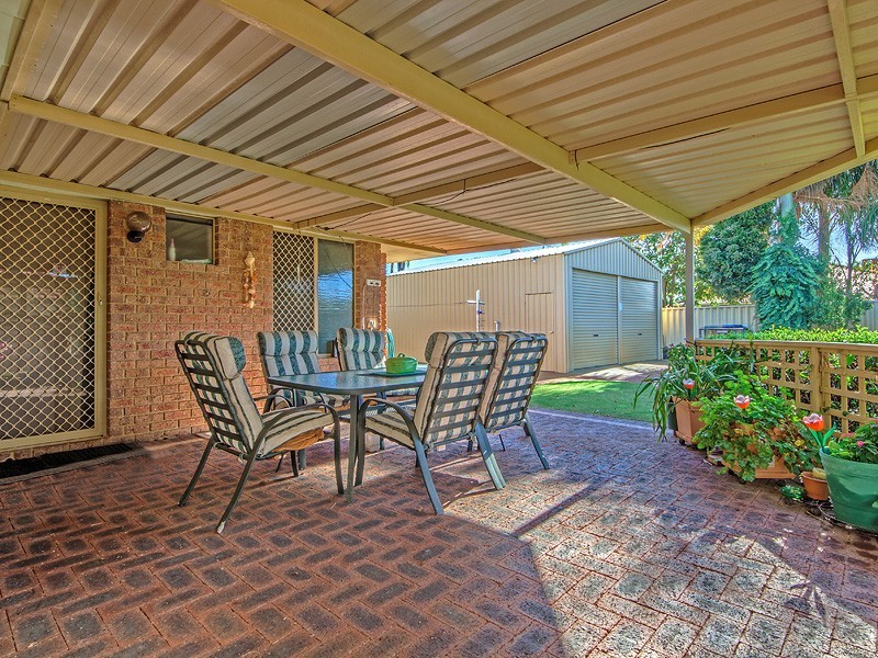 3 RAVENDALE DRIVE, Dudley Park WA 6210