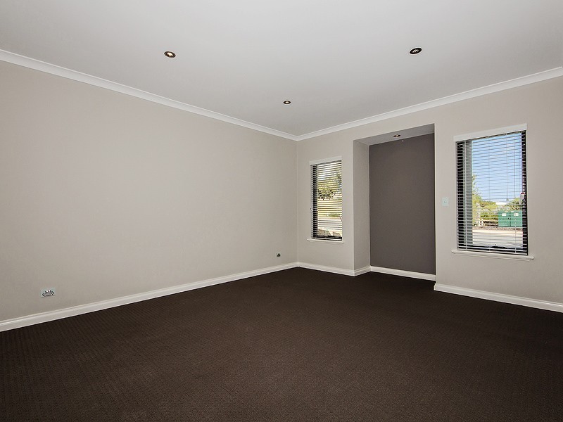 42 Southport Boulevard, Dawesville WA 6211