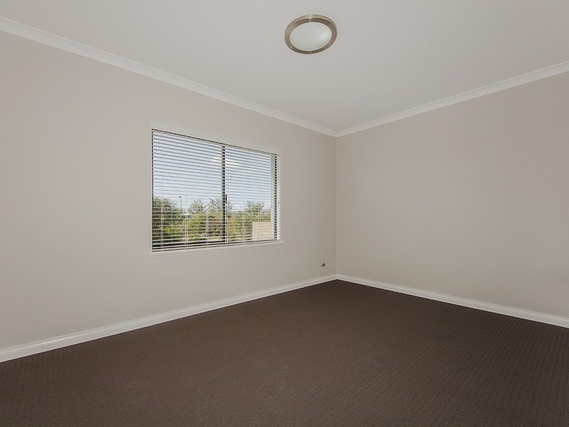 42 Southport Boulevard, Dawesville WA 6211