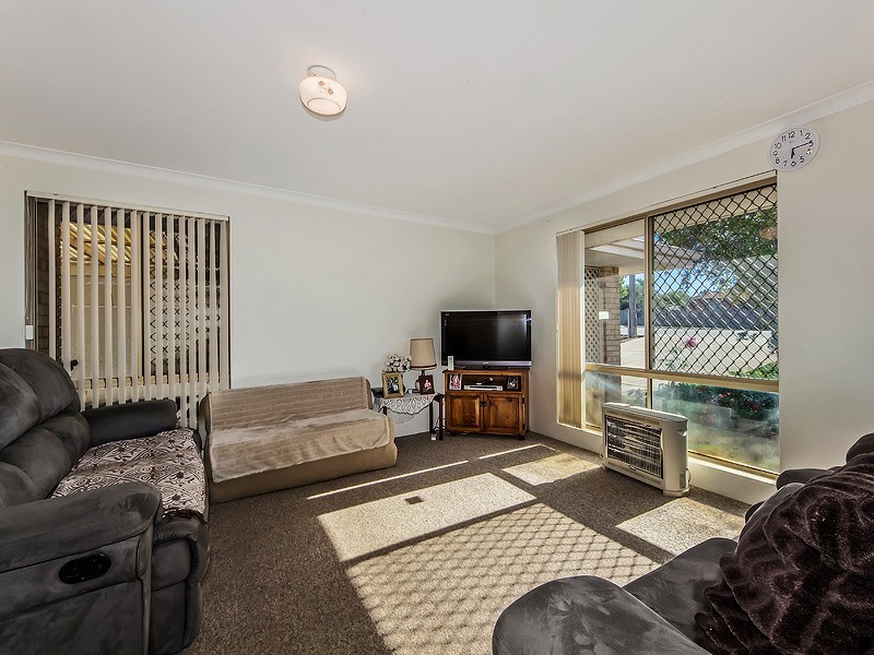 11 Murdoch Drive, Greenfields WA 6210