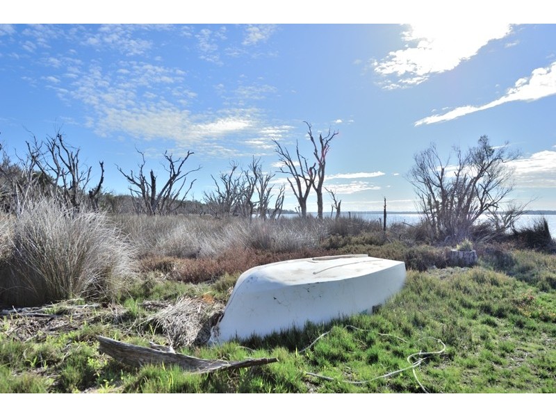 2077 OLD COAST ROAD, Bouvard WA 6211