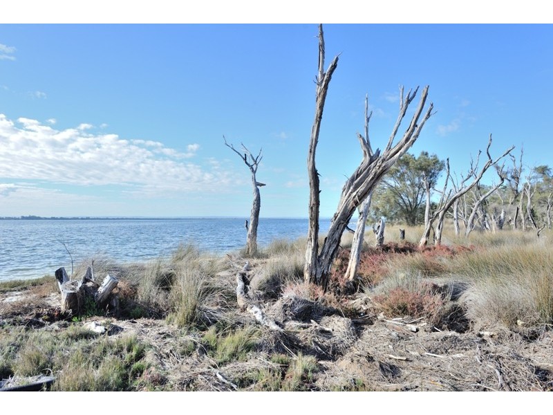 2077 OLD COAST ROAD, Bouvard WA 6211