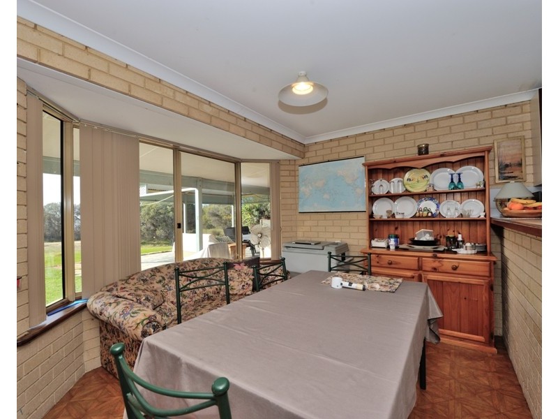 2077 OLD COAST ROAD, Bouvard WA 6211
