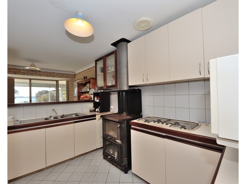 2077 OLD COAST ROAD, Bouvard WA 6211