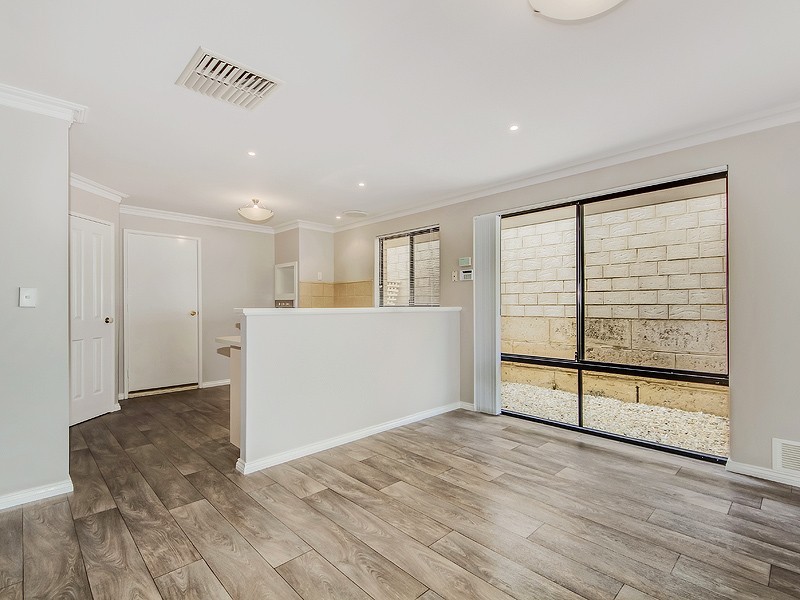 4 Frigate Way, PORT BOUVARD, Wannanup WA 6210