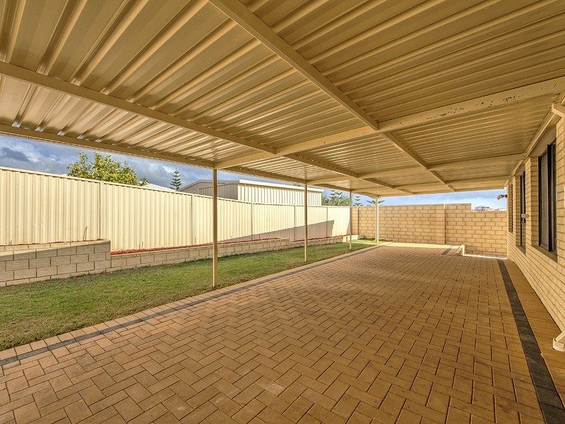 4 Frigate Way, PORT BOUVARD, Wannanup WA 6210