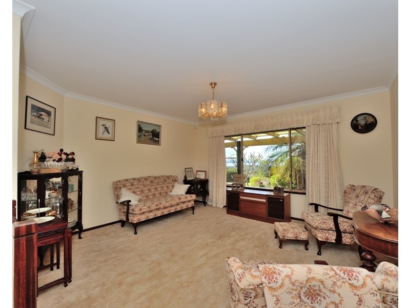 2 HARVEY VIEW ROAD, Herron WA 6211