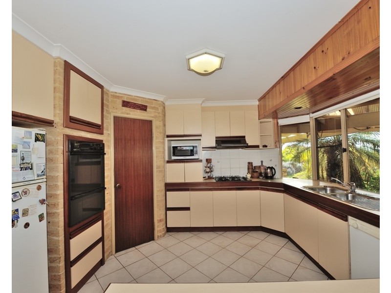 2 HARVEY VIEW ROAD, Herron WA 6211