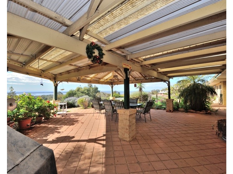 2 HARVEY VIEW ROAD, Herron WA 6211