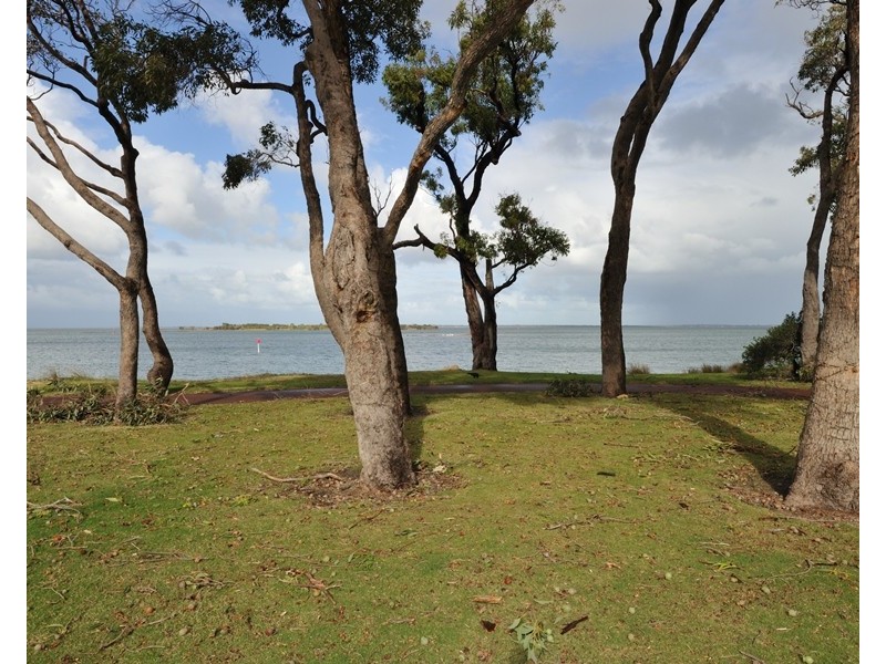 82 Chatsworth Drive, Erskine WA 6210