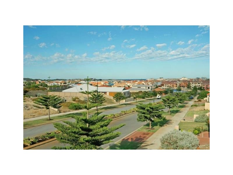 38 Endeavour Circle, PORT BOUVARD, Wannanup WA 6210