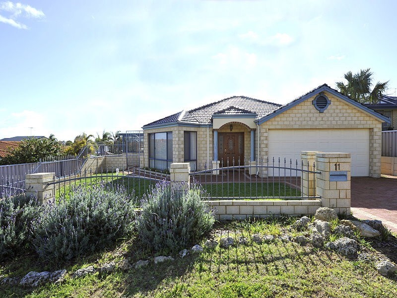 11 PLOVER RISE, Halls Head WA 6210