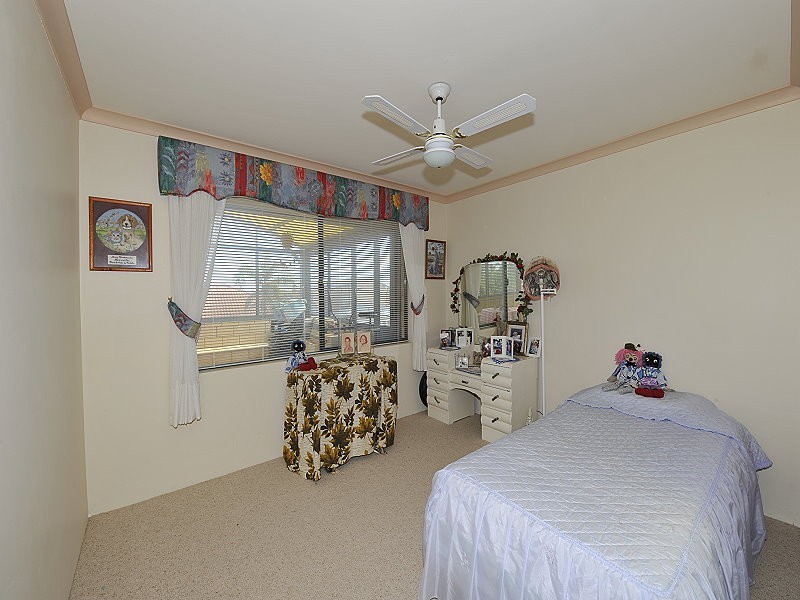 11 PLOVER RISE, Halls Head WA 6210
